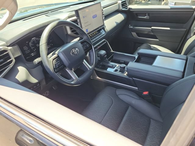 Used 2023 Toyota Sequoia SR5 w/ SR5 Premium Package AWD/4WD image 3