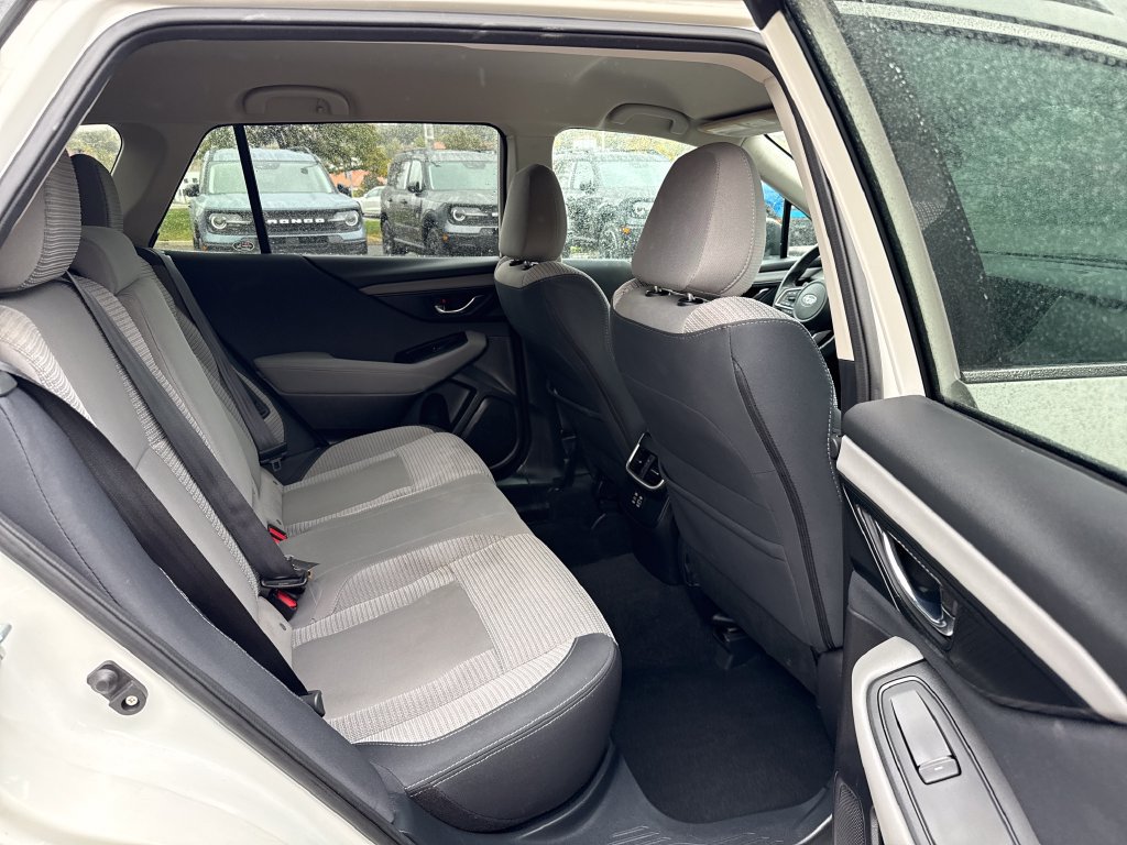 Used 2023 Subaru Outback Premium AWD/4WD image 11