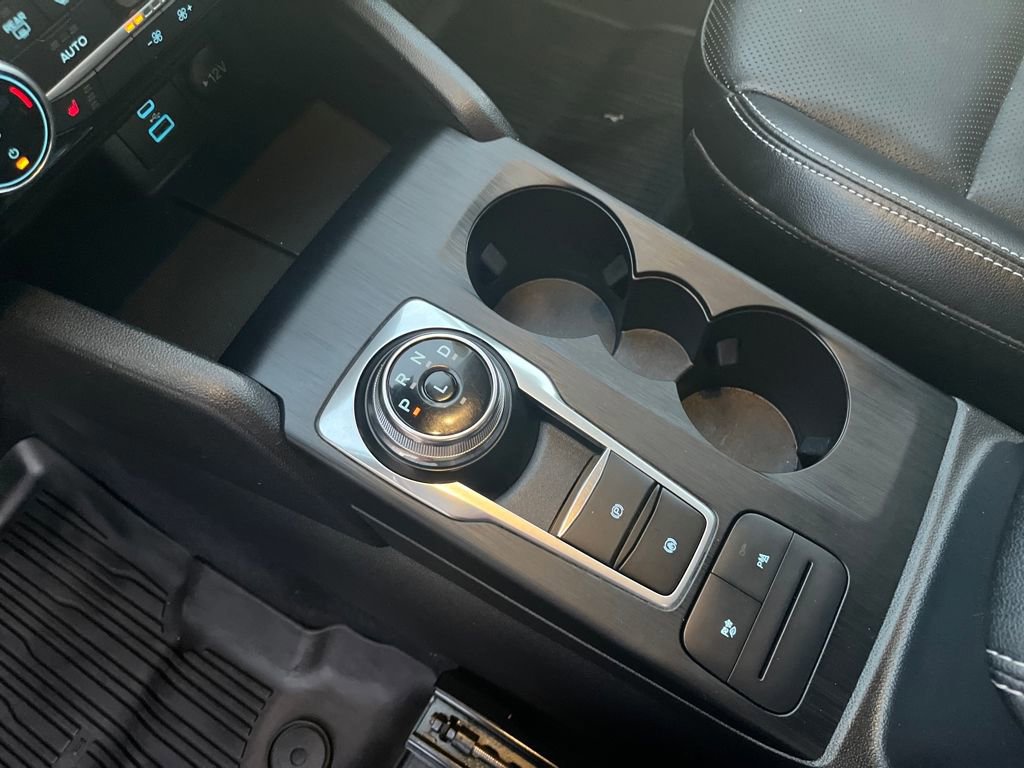 Certified 2022 Ford Escape Titanium image 31