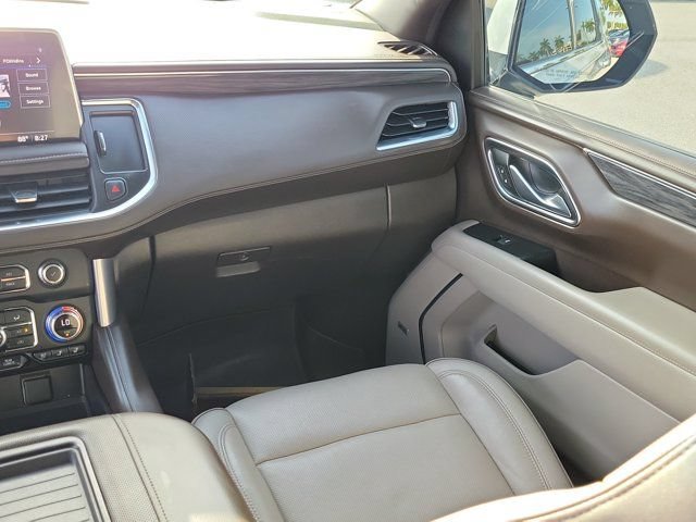 Used 2021 GMC Yukon XL SLT w/ SLT Premium Package RWD image 26