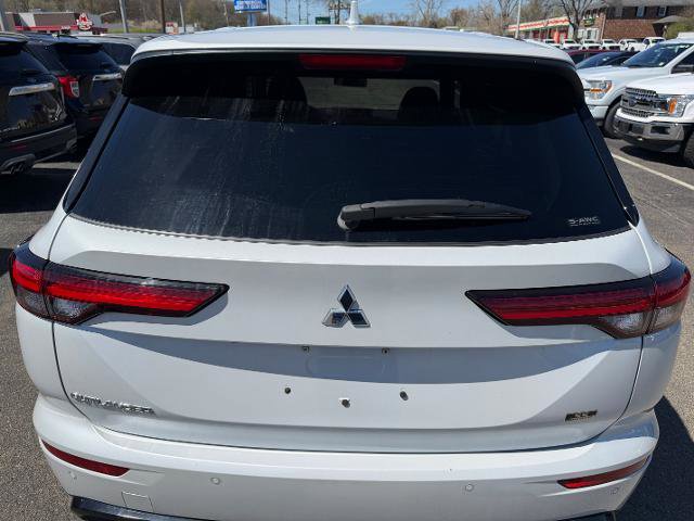 Used 2023 Mitsubishi Outlander SE AWD/4WD image 6