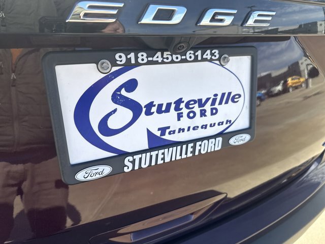 Certified 2024 Ford Edge SEL w/ Convenience Package AWD/4WD image 17