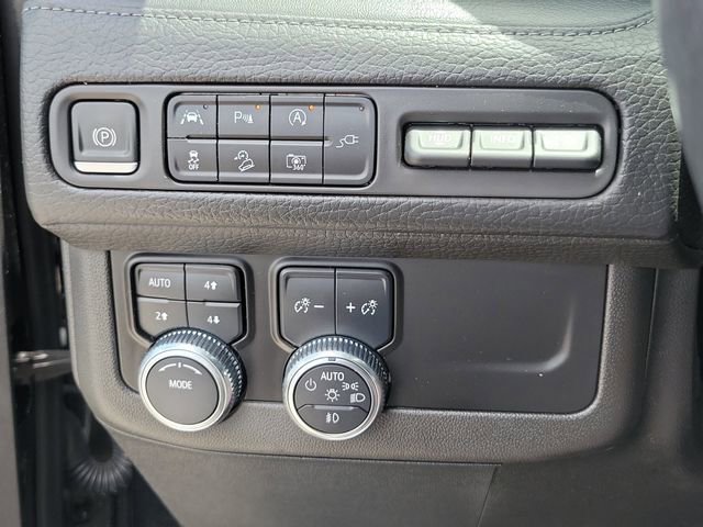 Used 2022 GMC Yukon XL Denali image 28