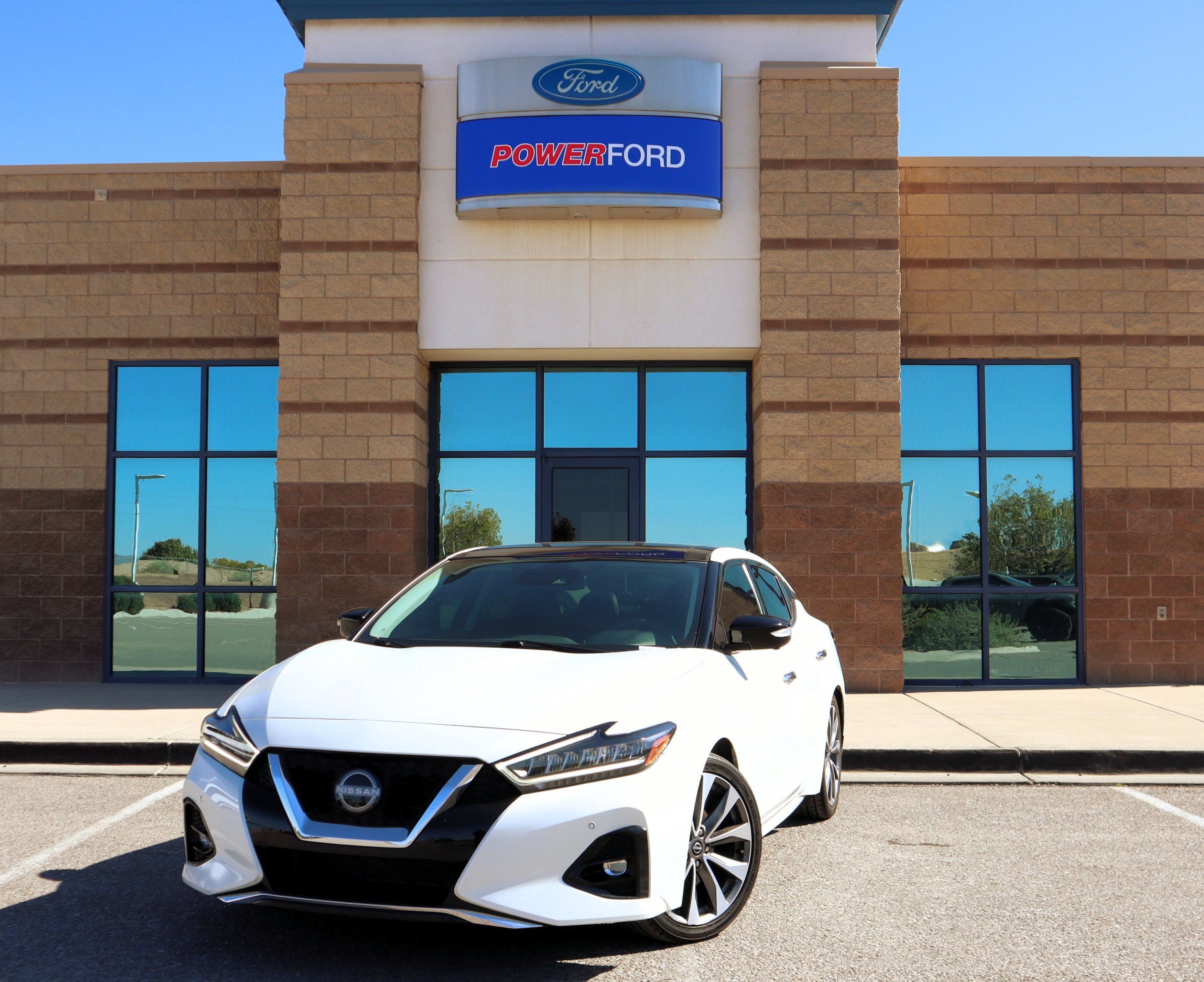 Used 2023 Nissan Maxima Platinum w/ Sport Mat Group FWD image 2