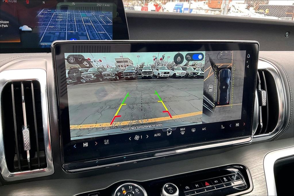 Certified 2025 Ford Expedition Platinum AWD/4WD image 19
