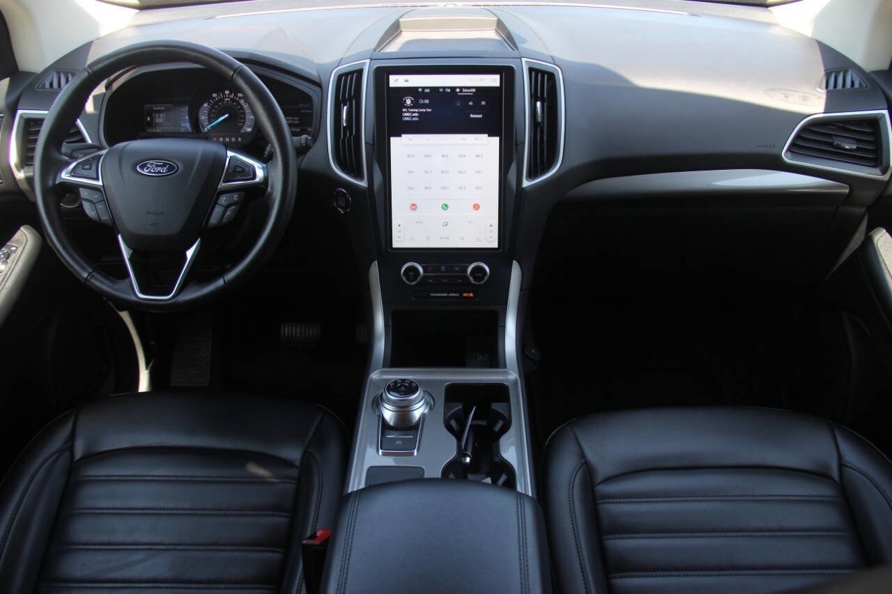 Certified 2023 Ford Edge SEL image 17