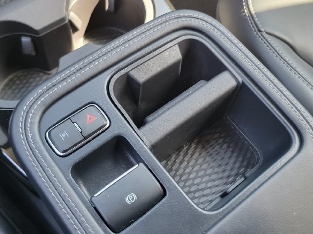 Certified 2025 Ford Mustang Mach-E Select RWD image 26