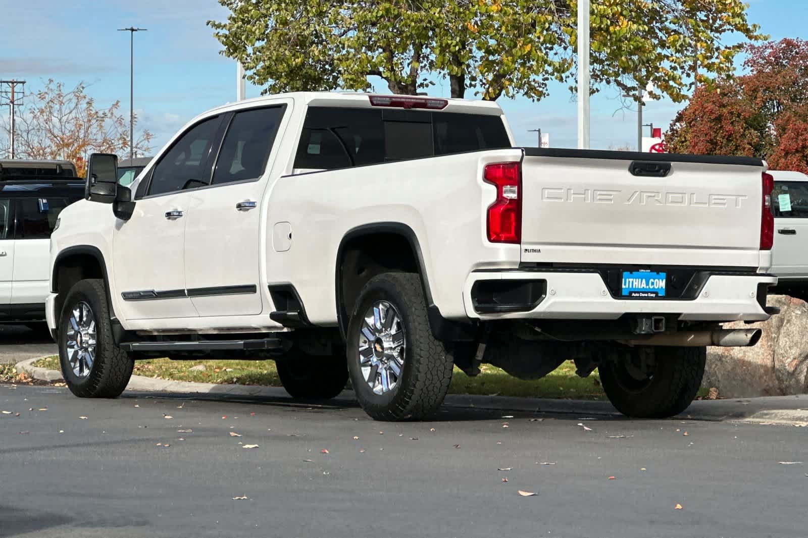 Used 2024 Chevrolet Silverado 3500 High Country AWD/4WD image 6