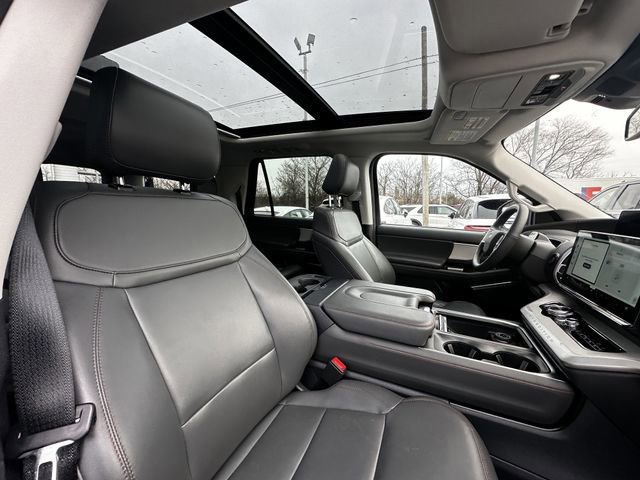 Certified 2025 Ford Expedition Max Active image 37