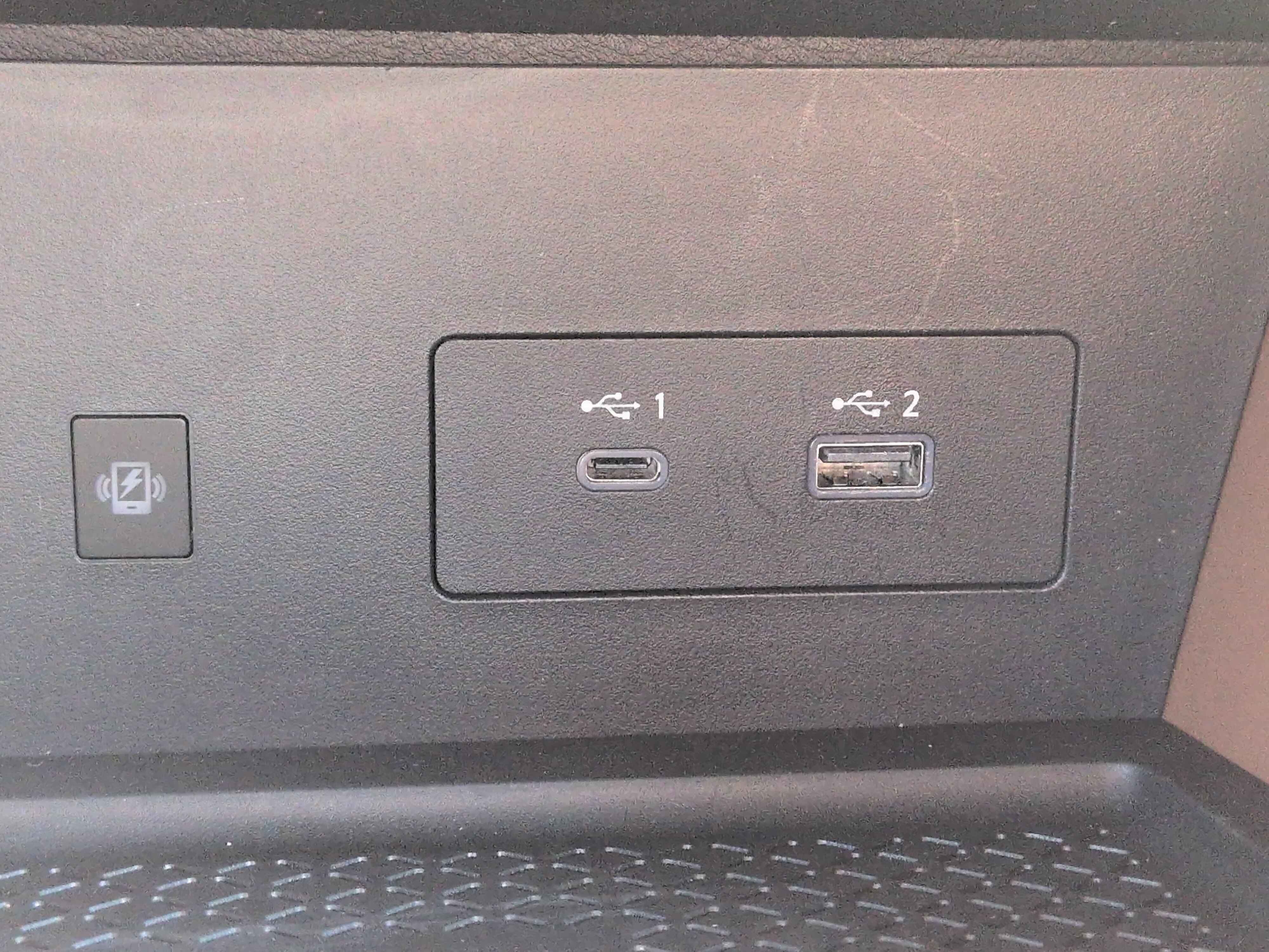 Used 2025 Nissan Pathfinder Platinum FWD image 20