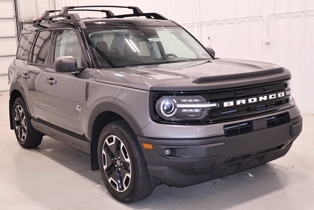 Certified 2024 Ford Bronco Sport Outer Banks w/ Tech Package AWD/4WD image 4