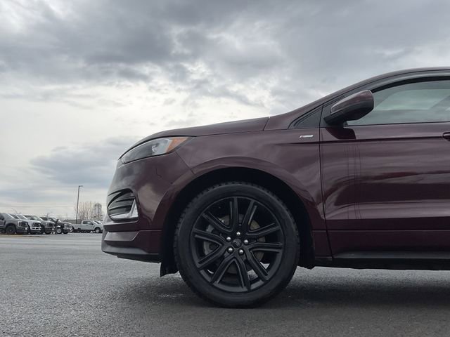 Certified 2022 Ford Edge ST-Line w/ Class II Trailer Tow Package image 10