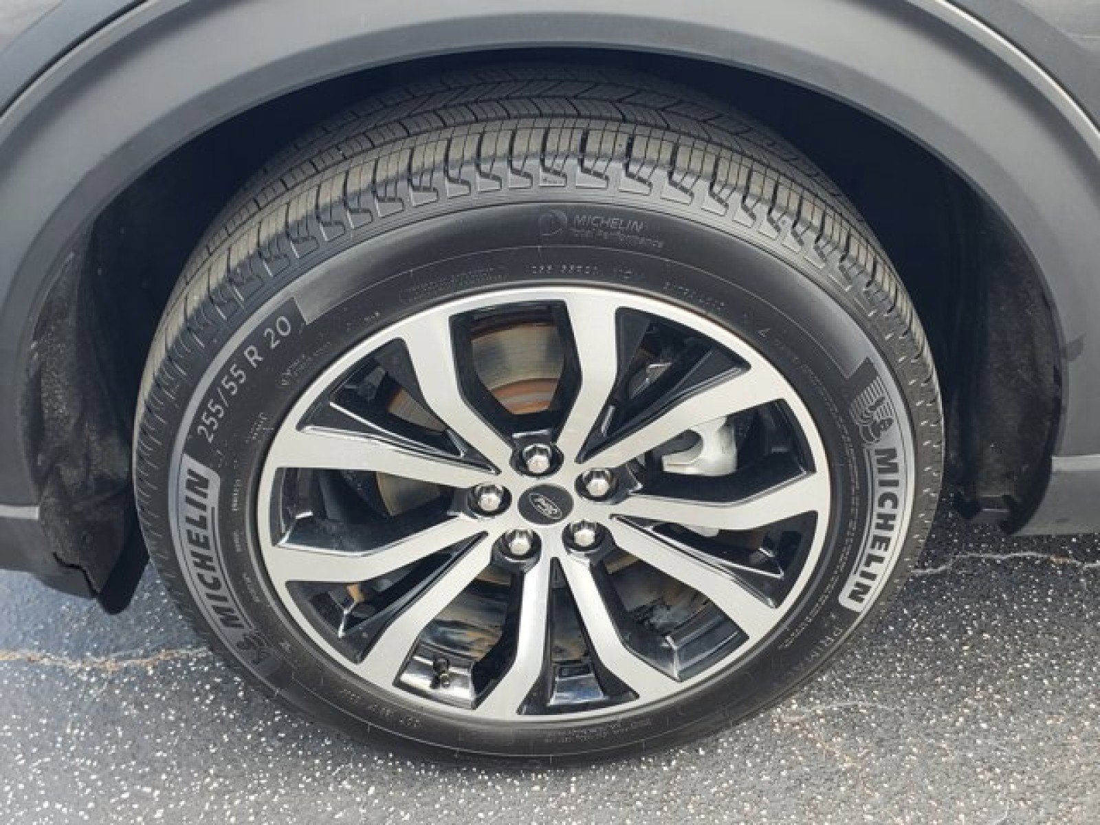 Certified 2020 Ford Explorer ST w/ Premium Technology Package image 7