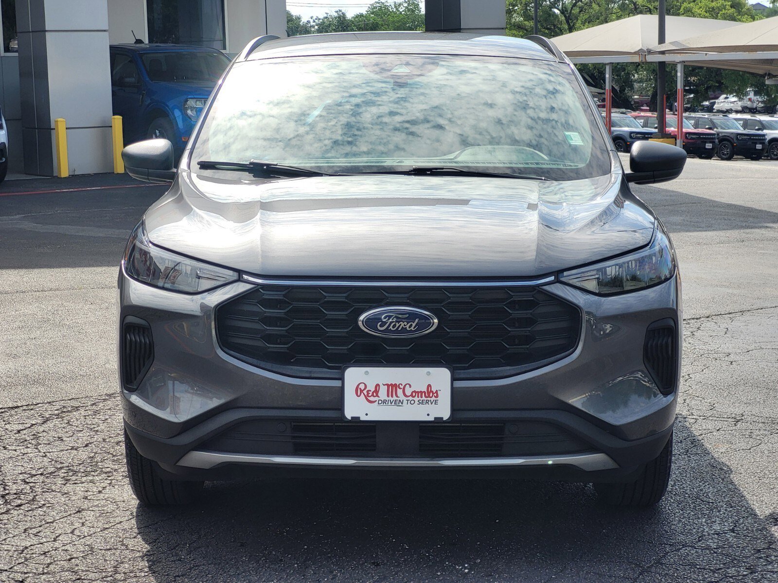 Certified 2025 Ford Escape ST-Line AWD/4WD image 9