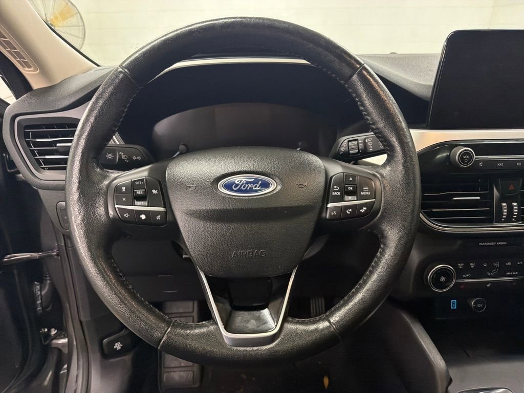 Certified 2020 Ford Escape SEL image 20