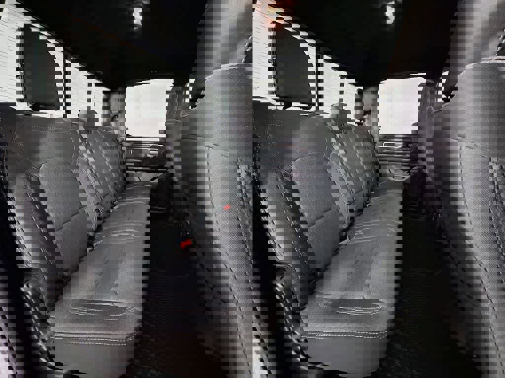 Used 2021 RAM 1500 Big Horn AWD/4WD image 31