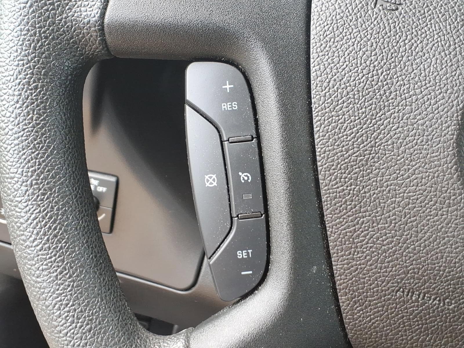 Used 2024 Chevrolet Express 2500 w/ Driver Convenience Package RWD image 11