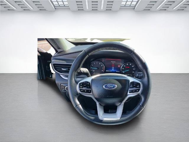 Certified 2023 Ford Explorer XLT w/ Equipment Group 202A AWD/4WD image 9