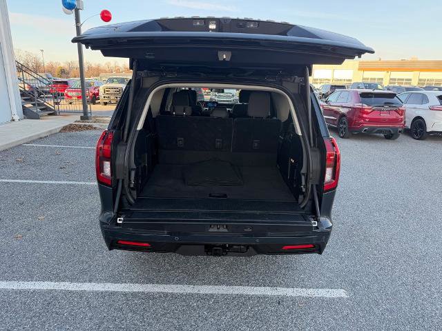 Certified 2025 Ford Expedition Max Active image 8