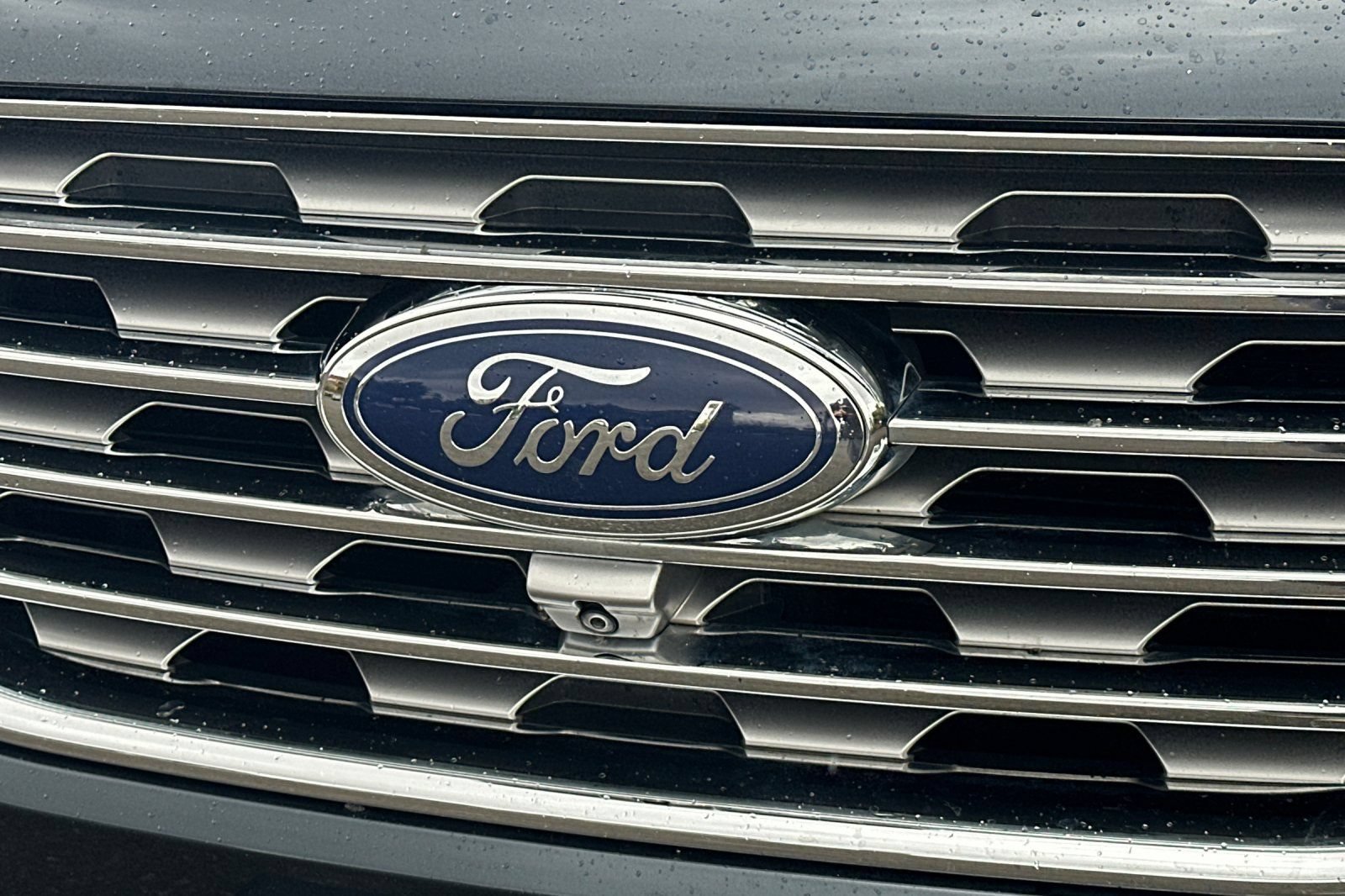 Certified 2022 Ford Edge Titanium w/ Equipment Group 301A AWD/4WD image 49
