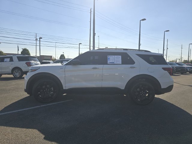 Certified 2024 Ford Explorer ST-Line w/ Class IV Trailer Tow Package AWD/4WD image 14