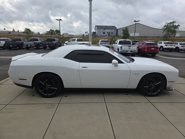 Used 2020 Dodge Challenger R/T w/ Performance Handling Group RWD image 6
