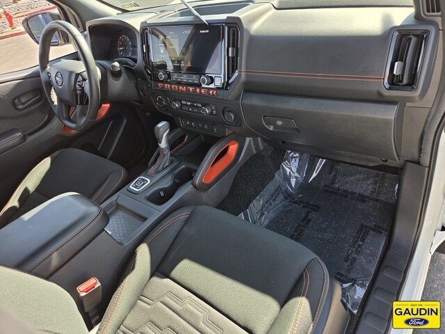 Used 2026 Nissan Frontier PRO-4X w/ Tow Package AWD/4WD image 17