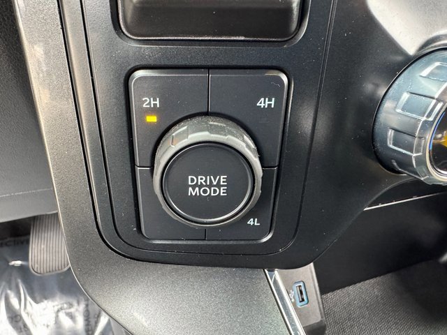 Certified 2023 Ford F150 XLT w/ Equipment Group 302A High image 29