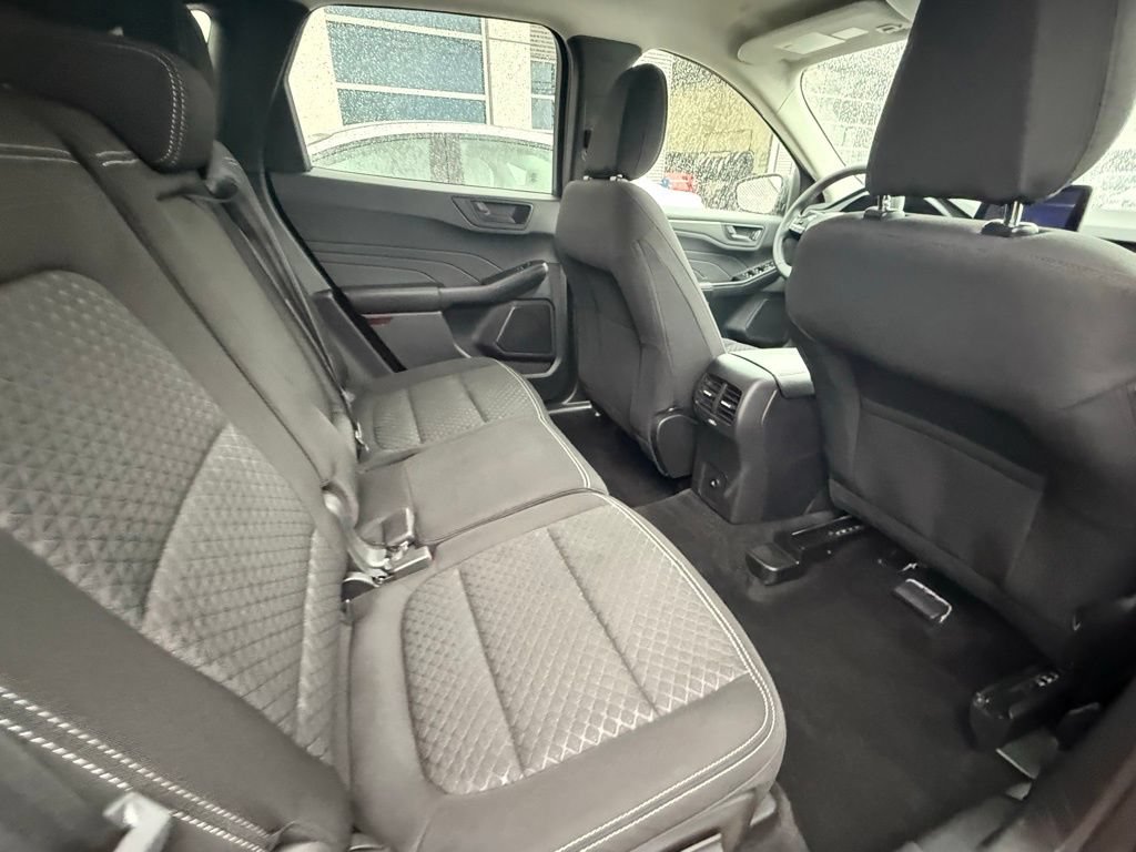 Certified 2023 Ford Escape ST-Line Select w/ Tech Pack #1 AWD/4WD image 18