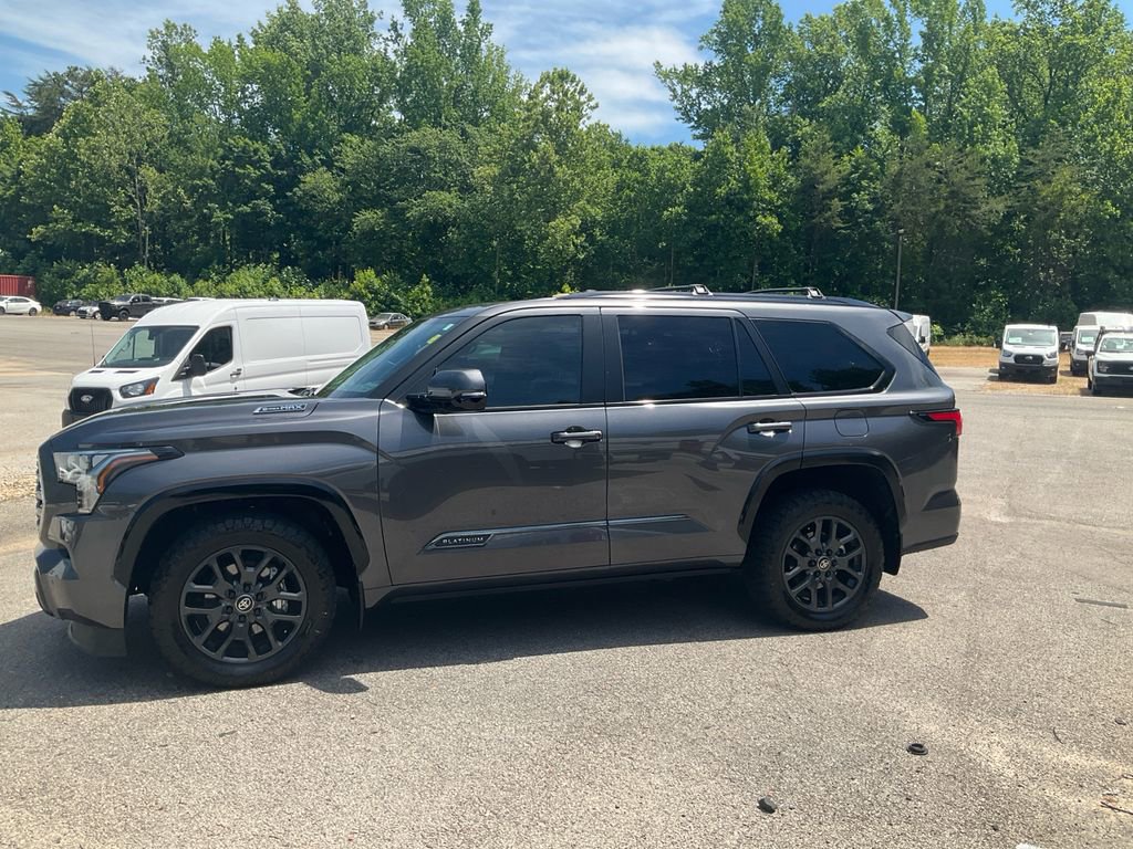 Used 2025 Toyota Sequoia Platinum AWD/4WD image 8