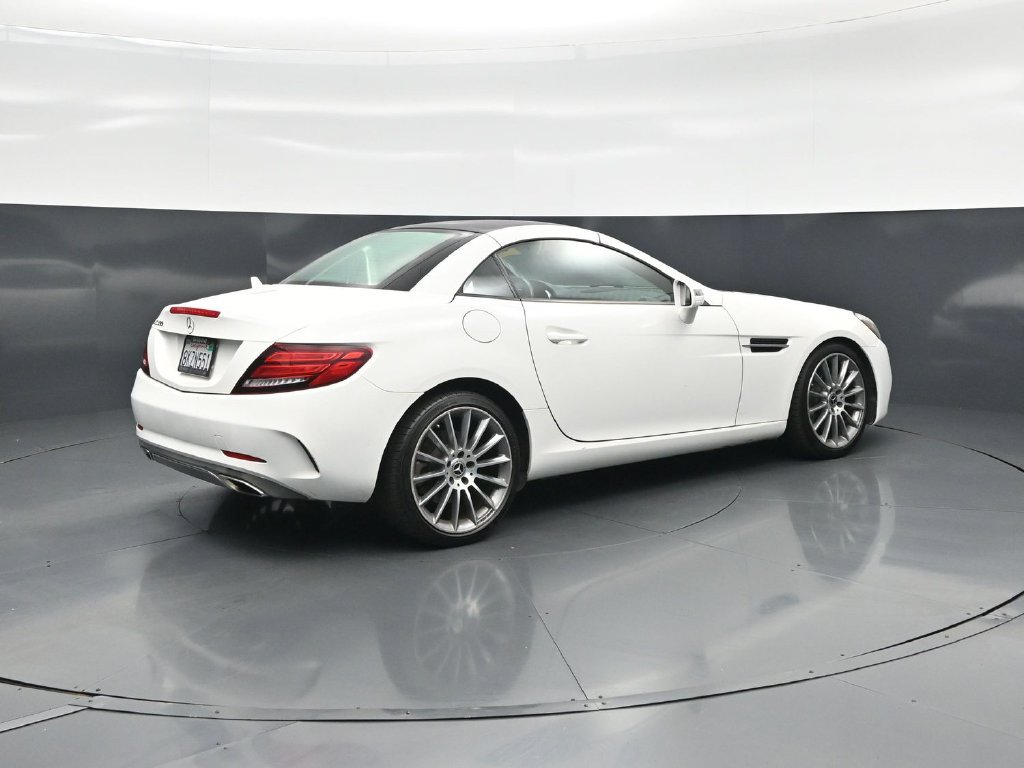 Used 2017 Mercedes-Benz SLC 300 image 20