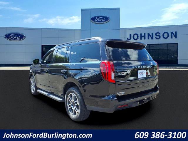 Certified 2025 Ford Expedition Active AWD/4WD image 7