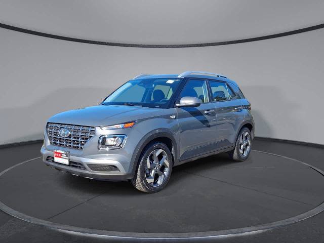 Used 2024 Hyundai Venue SEL FWD image 4