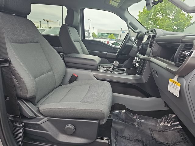 Certified 2025 Ford F150 Lightning XLT AWD/4WD image 10