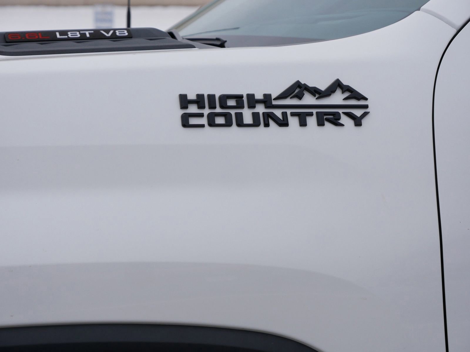 Used 2020 Chevrolet Silverado 2500 High Country w/ Z71 Off-Road Package image 12