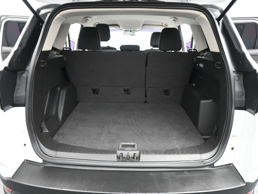 Certified 2018 Ford Escape SE FWD image 21