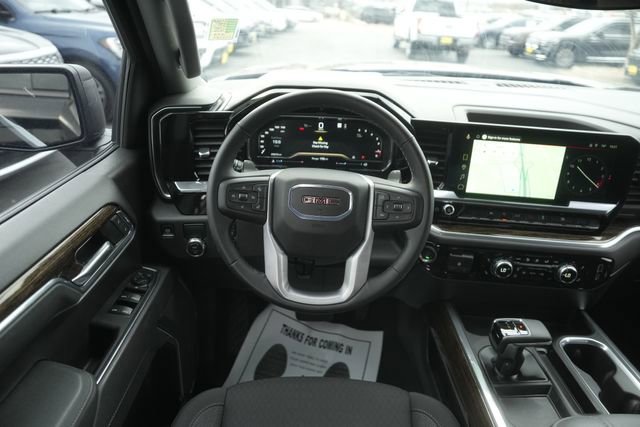 Used 2025 GMC Sierra 1500 Elevation image 21