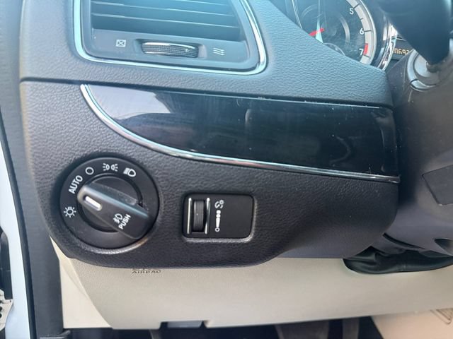 Used 2017 Dodge Grand Caravan SXT FWD image 26
