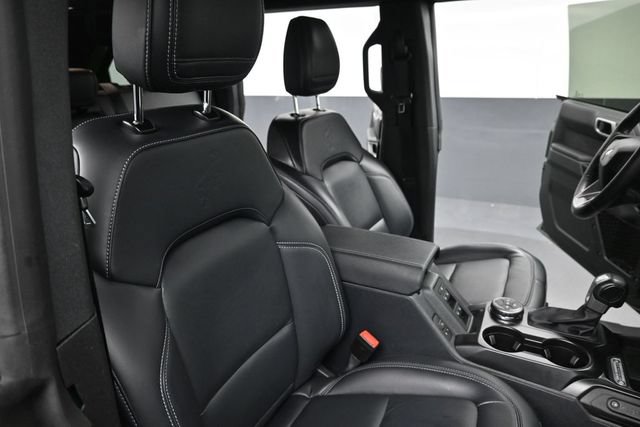 Certified 2025 Ford Bronco Outer Banks AWD/4WD image 32