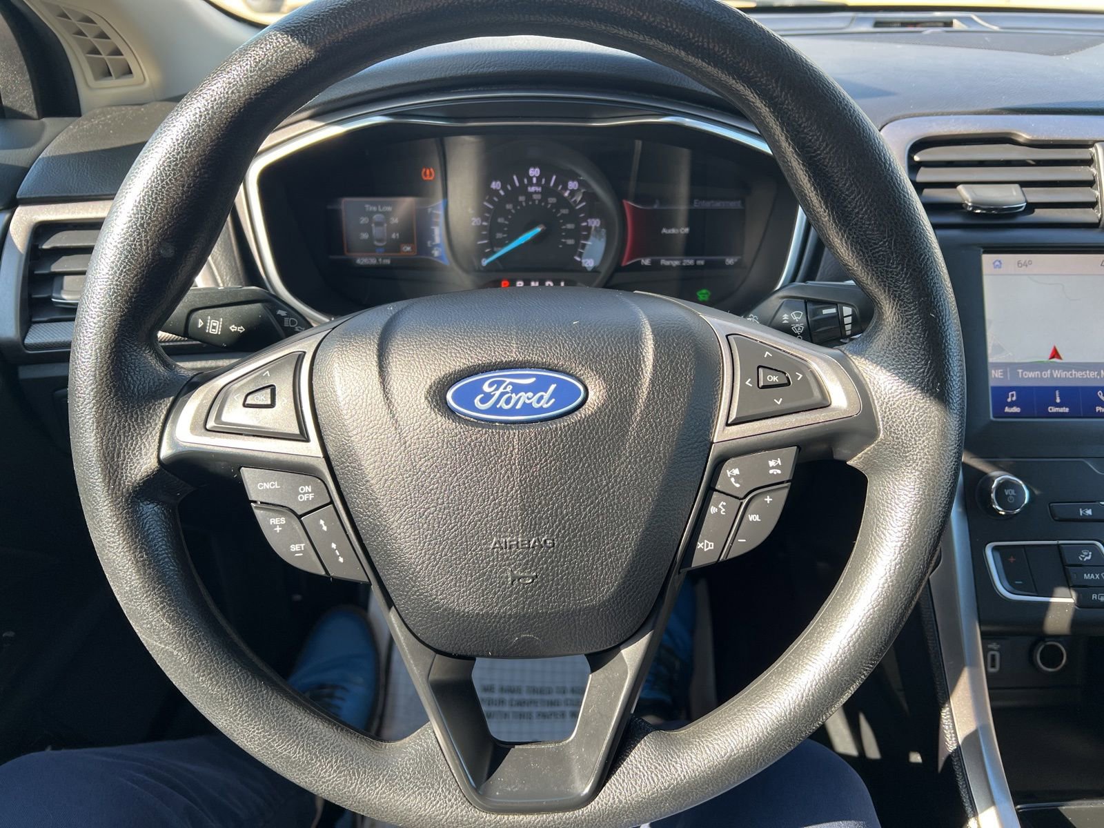 Certified 2020 Ford Fusion SE FWD image 21