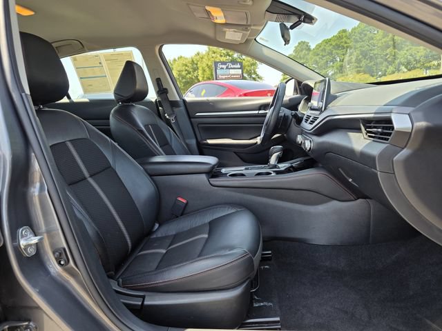 Used 2024 Nissan Altima 2.5 SR FWD image 27