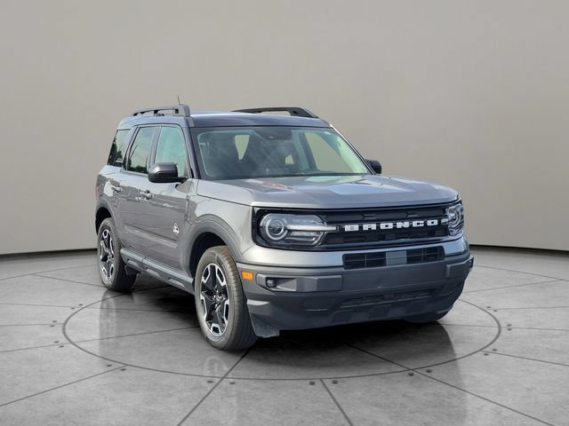 Certified 2023 Ford Bronco Sport Outer Banks w/ Tech Package AWD/4WD image 14