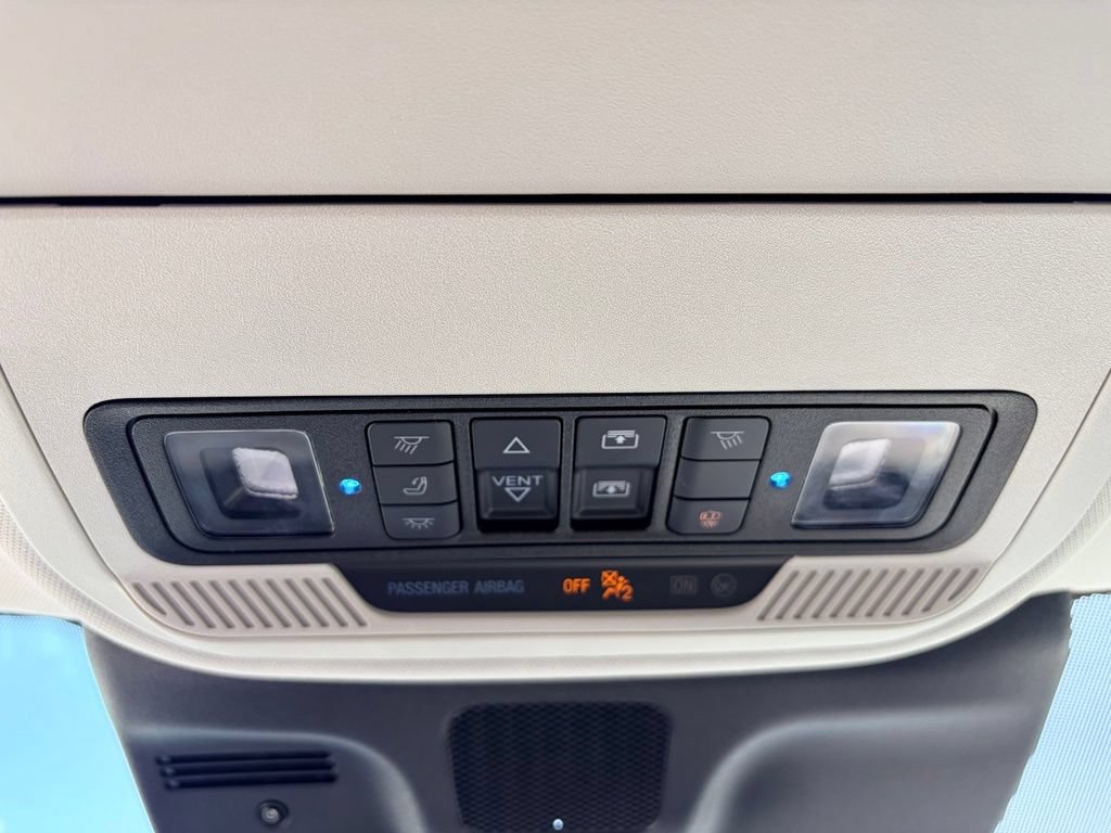 Certified 2025 Ford Expedition Max Active AWD/4WD image 18