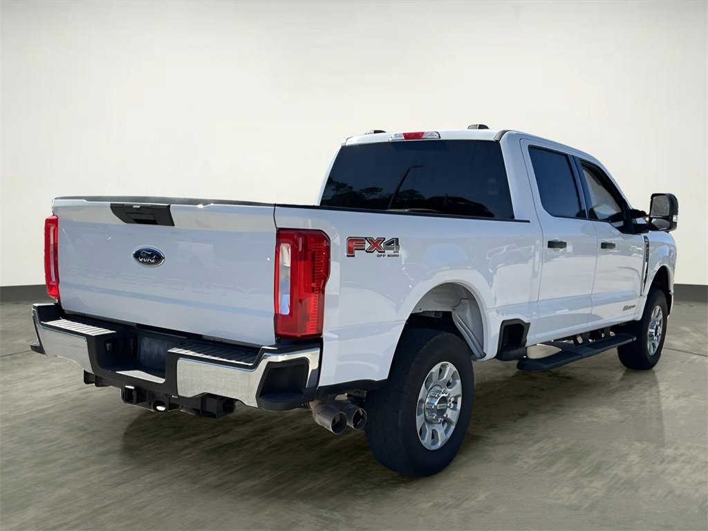 Certified 2024 Ford F250 XLT w/ FX4 Off-Road Package image 9