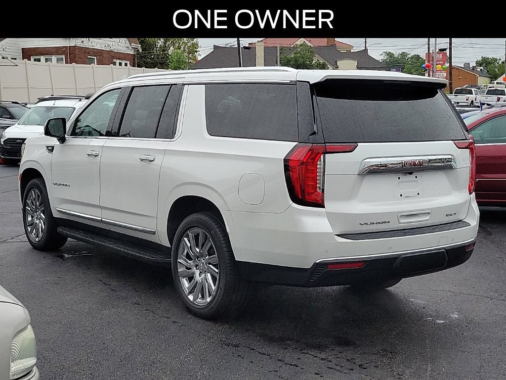 Used 2021 GMC Yukon XL SLT w/ SLT Luxury Plus Package AWD/4WD image 4