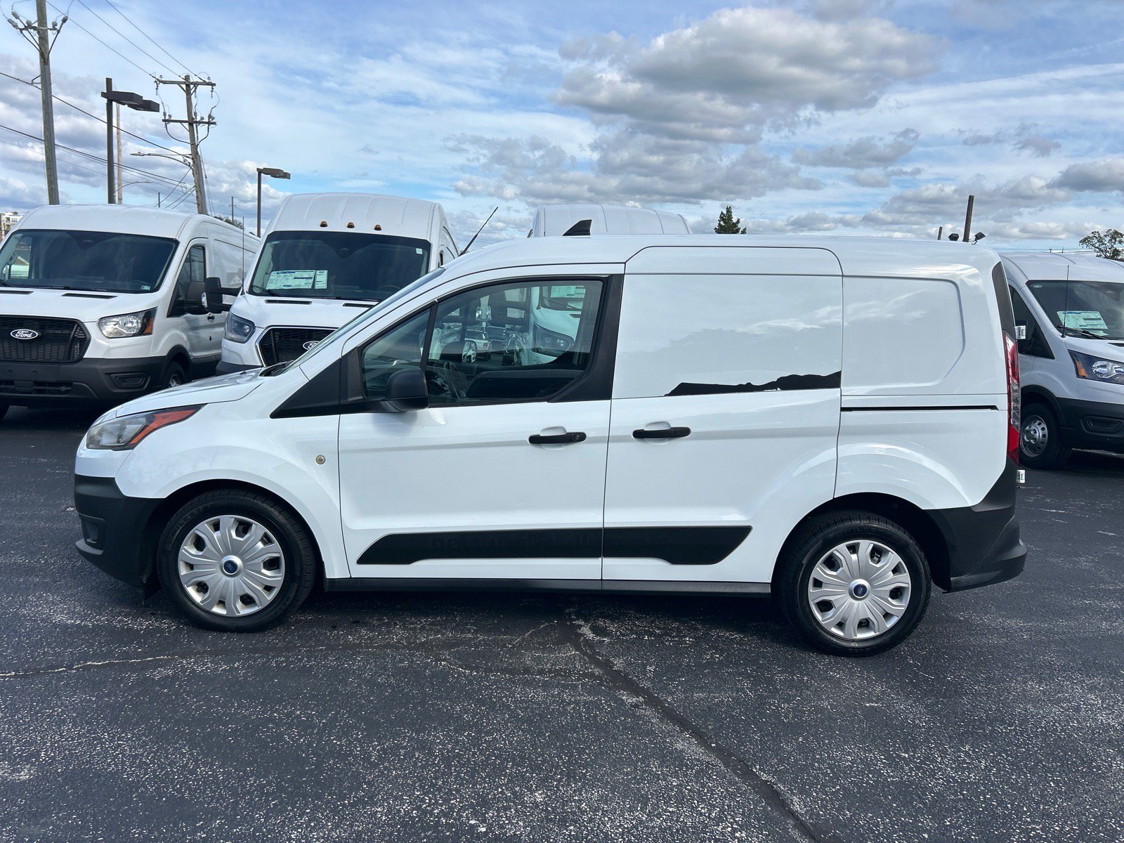 Certified 2020 Ford Transit Connect XL FWD image 4