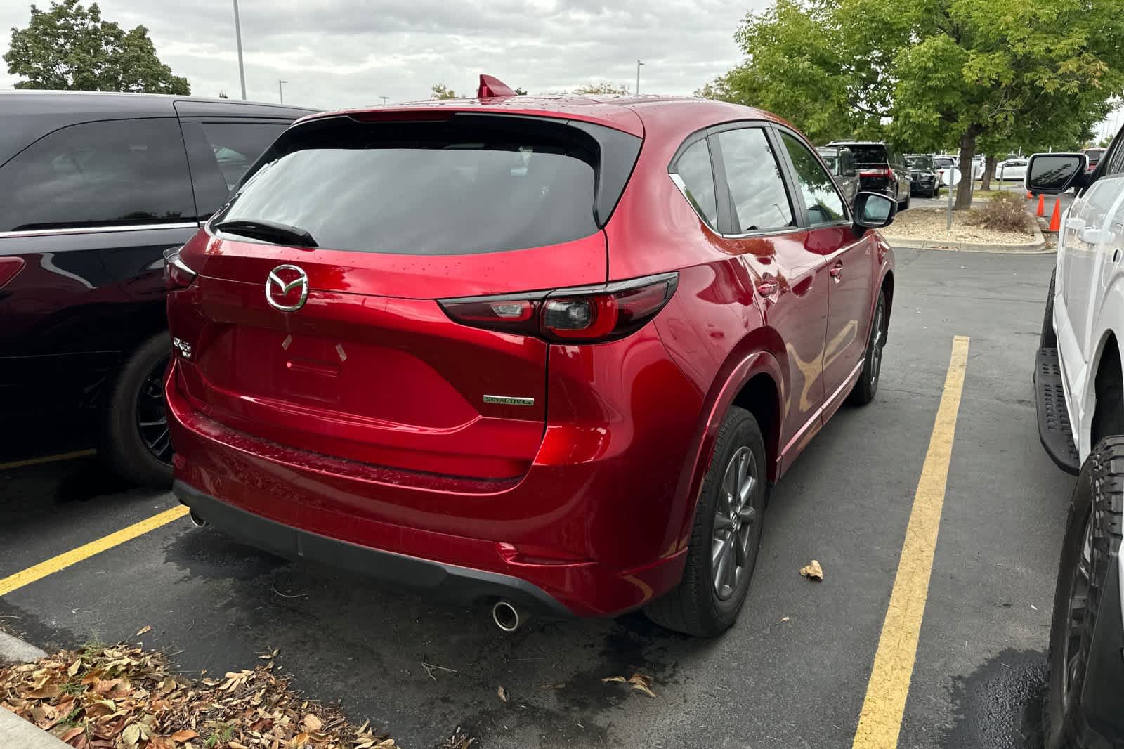 Used 2025 MAZDA CX-5 AWD 2.5 S w/ Preferred Package image 4