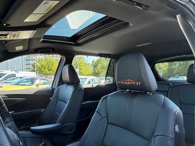 Used 2022 Honda Passport TrailSport image 11