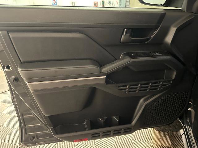 Used 2025 Toyota Tacoma SR5 AWD/4WD image 16