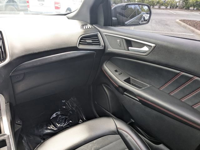 Certified 2021 Ford Edge ST-Line image 16